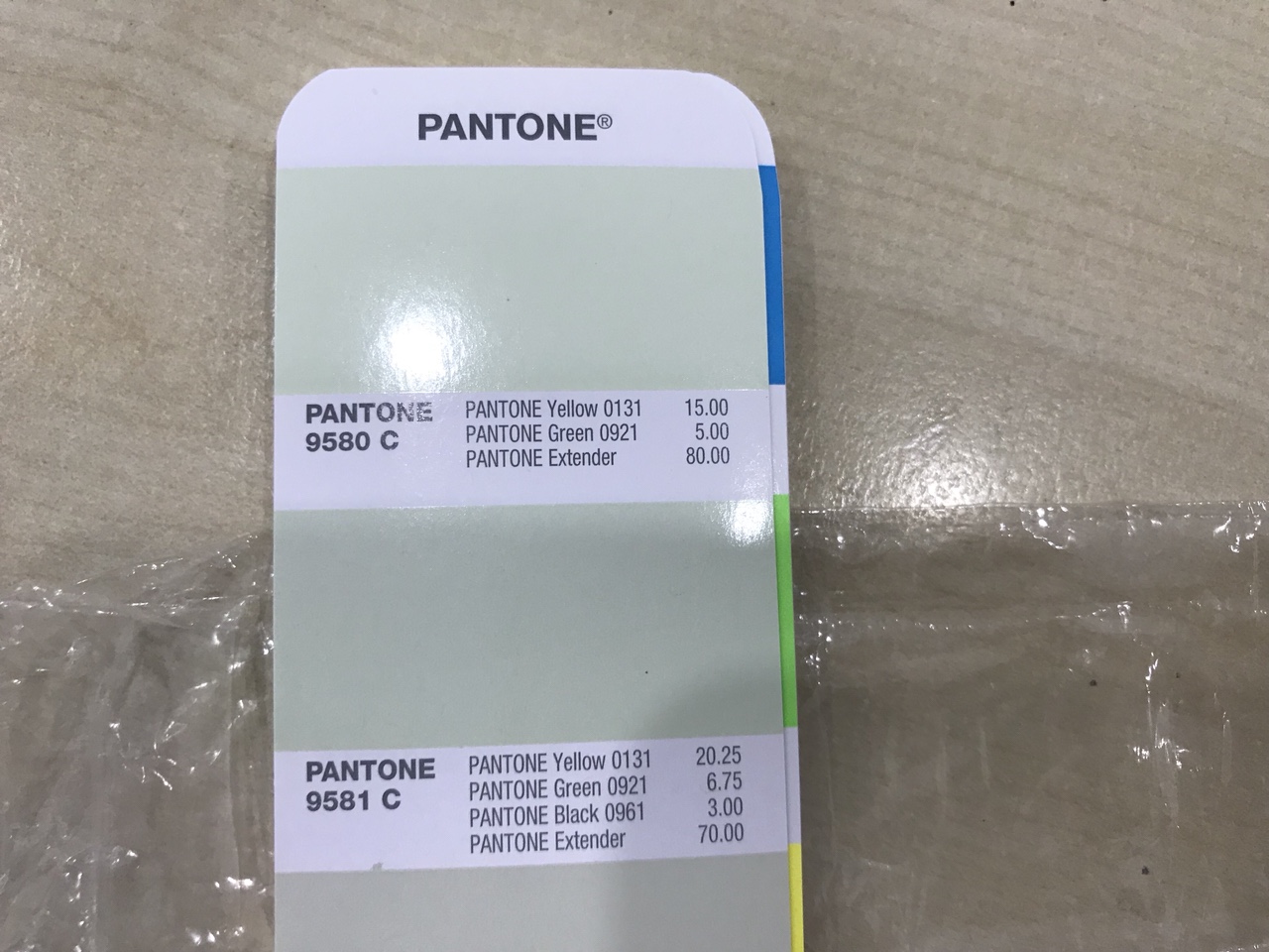 DĨNH TRẦN COLOR - CHUYÊN CUNG CẤP PANTONE UY TÍN SỐ 1 VIỆT NAM 17 NĂM