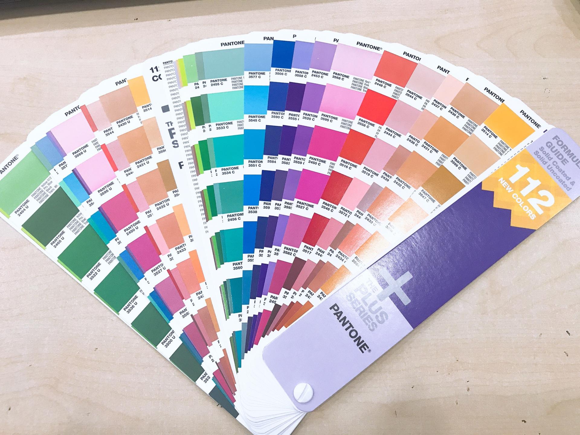DĨNH TRẦN COLOR - CHUYÊN CUNG CẤP PANTONE UY TÍN SỐ 1 VIỆT NAM 17 NĂM