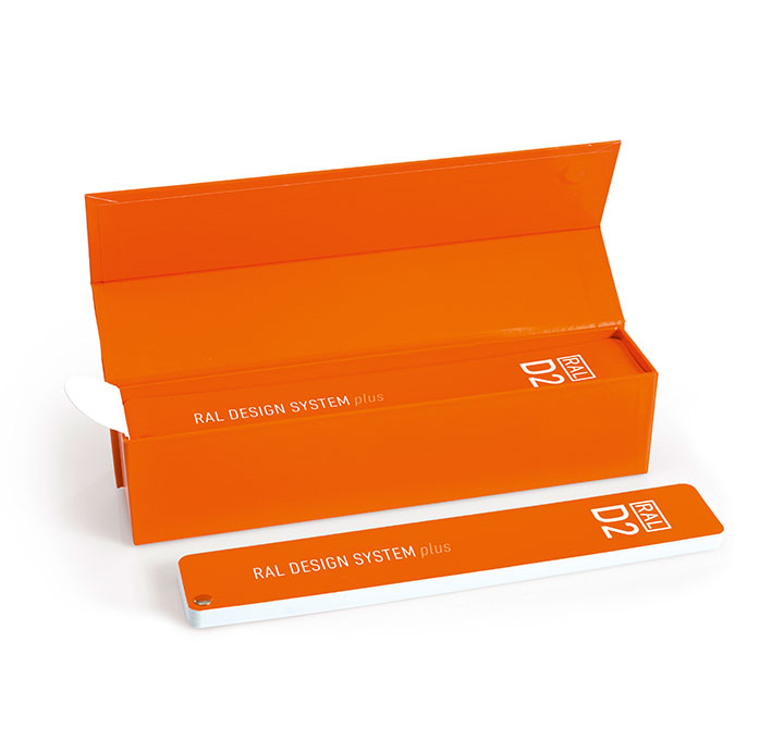 DĨNH TRẦN COLOR - CHUYÊN CUNG CẤP PANTONE UY TÍN SỐ 1 VIỆT NAM 17 NĂM